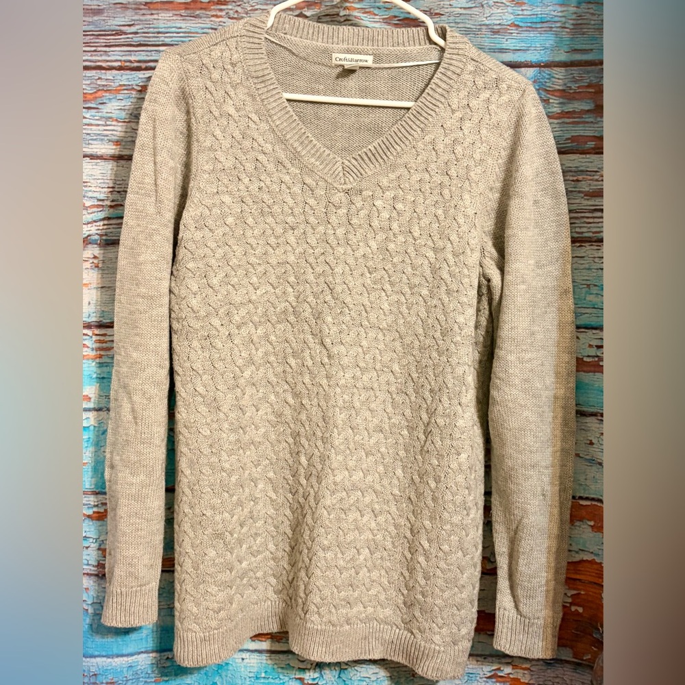 Croft & Barrow Women's V-Neck Cable Knit Sweater - Light Grey
